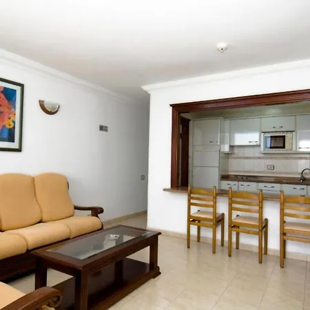 One Bedroom With Wifi And Pool, Close To The Beach Puerto Del Carmen Puerto del Carmen (Lanzarote)
